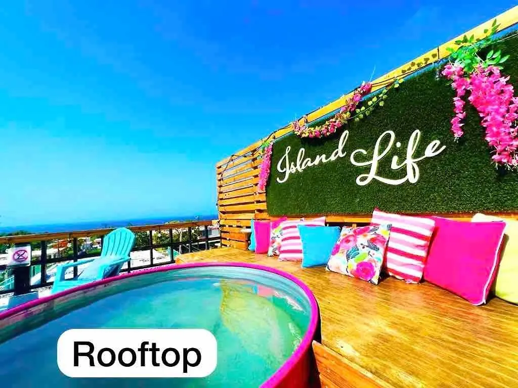 Isabela Beach House Rooftop Pool 7 Personas 0*,  波多黎各